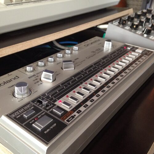 Roland TR-606 modified
