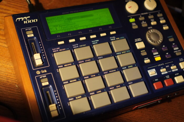 AKAI MPC-1000